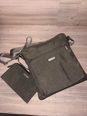 Baggallini Gray Crossbody with Matching Pouch